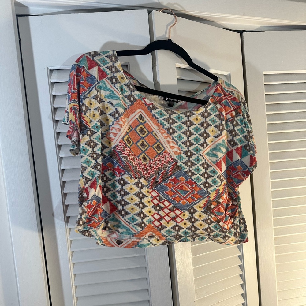 Lily White Multicolor Geometric Crop Top